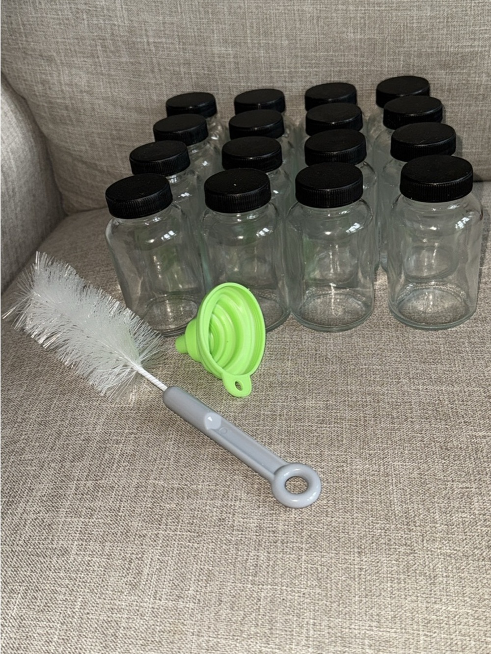 Set of 16 4oz glass juicing shot Bottles